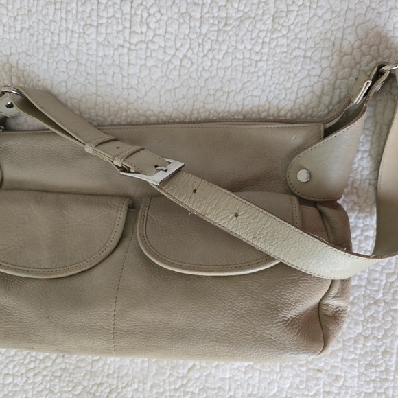 Tan Pebble Leather Shoulder Bag - Picture 4 of 14